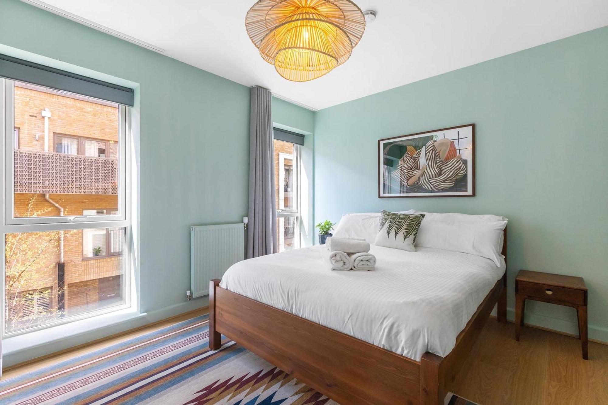 Designer 2bed 3bath Duplex - 20mins2central London! Appartamento