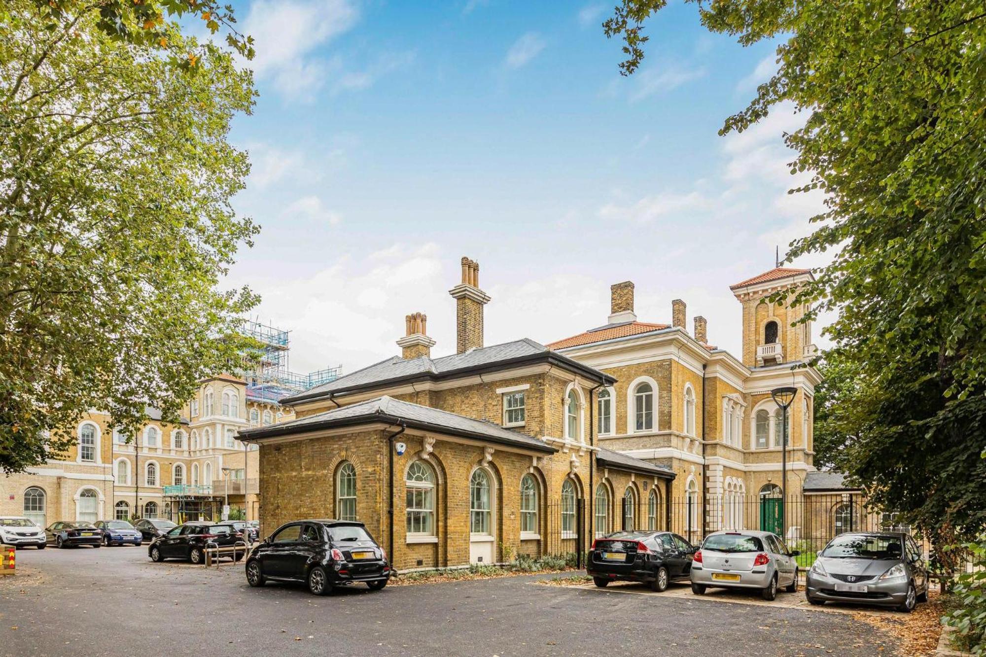 Designer 2bed 3bath Duplex - 20mins2central London! Appartamento *